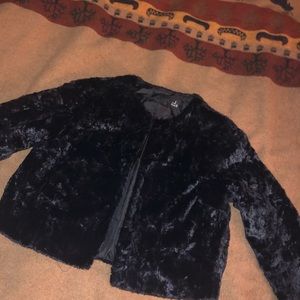 H&M size 14 cropped faux fur jacket